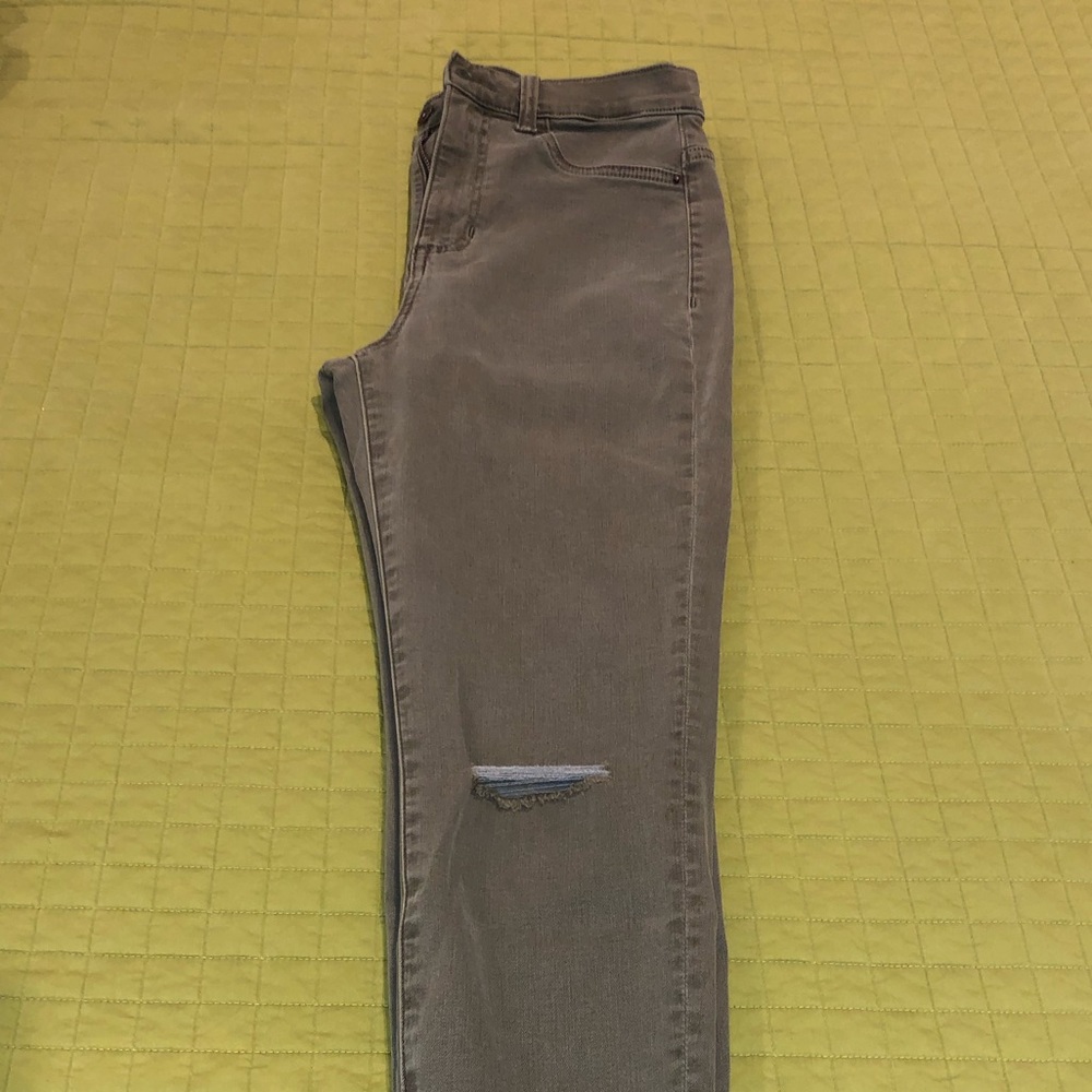 Sneak Peek skinny jeans